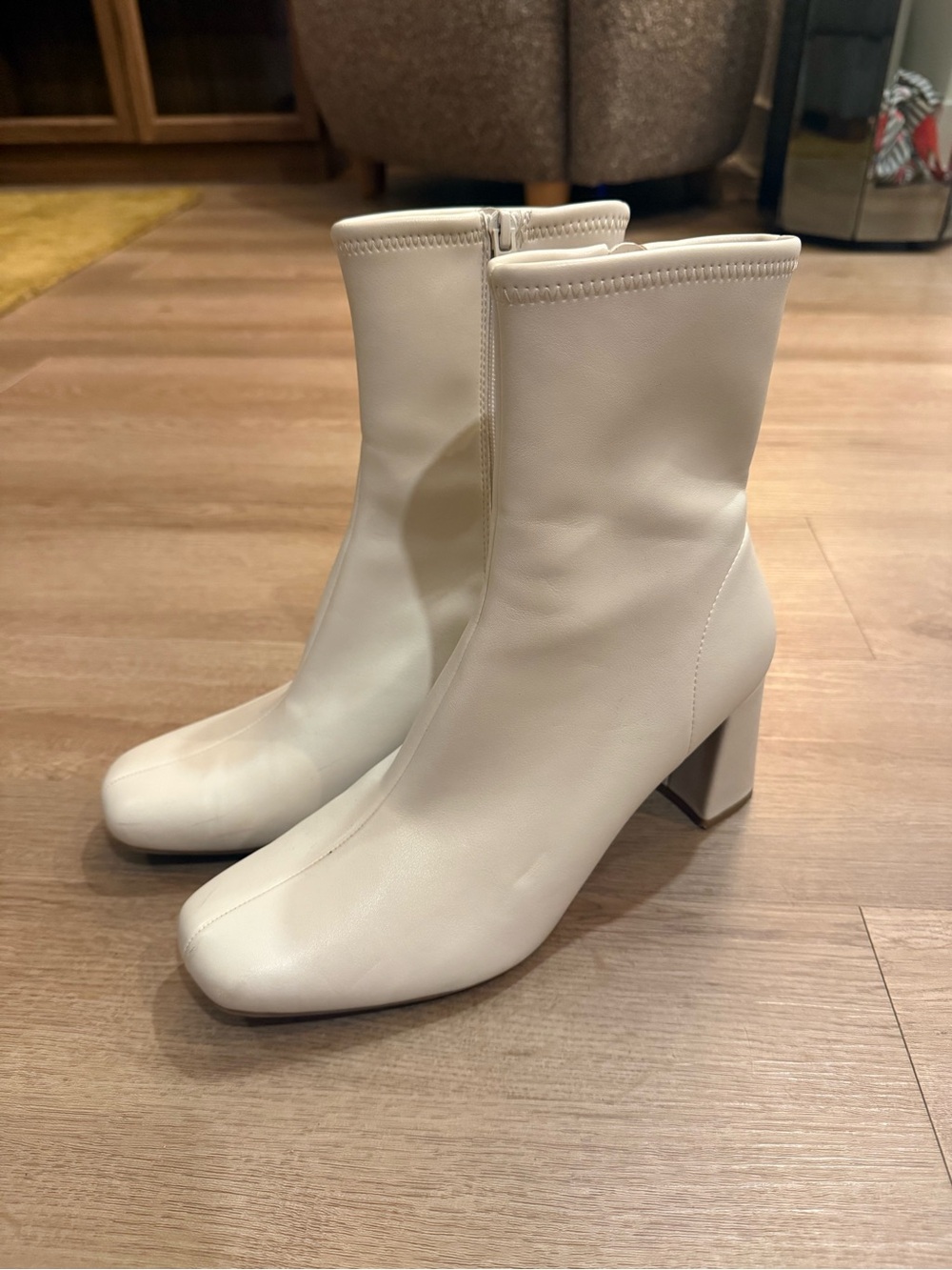 Women’s Cream Mid-Calf Block Heel Boots